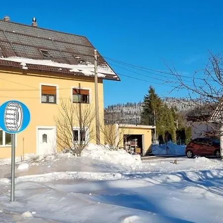 Orhideja Daire Fužine