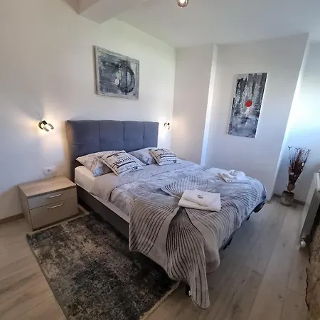 Orhideja * Fužine